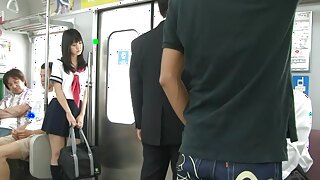 Opplev den ville turen med den fantastiske asiatiske tenåringen Kotomi Asakura i en hardcore VR-film.